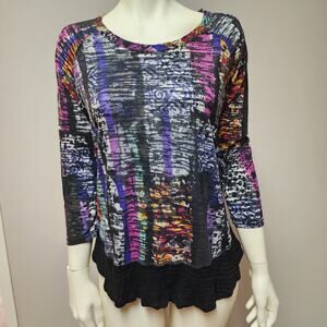 Plume and Thread Ruffled Hem Top Size 2 (medium)